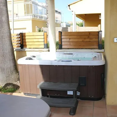 26, La Palmeraie Au Village Naturiste Apartment *
